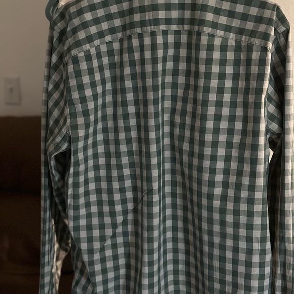 Dressy Abercrombie & Fitch Long Sleeve “M” Dress shirt. - Picture 2 of 4